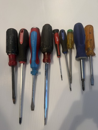 Old screwdrivers lot - old,